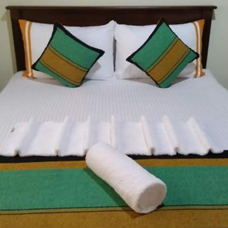 Sanasuma Rest Otel Anuradhapura Dış mekan fotoğraf