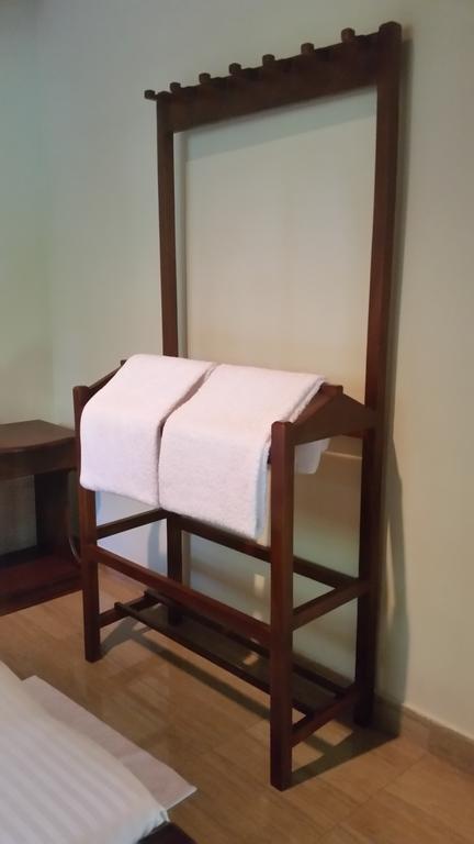 Sanasuma Rest Otel Anuradhapura Dış mekan fotoğraf